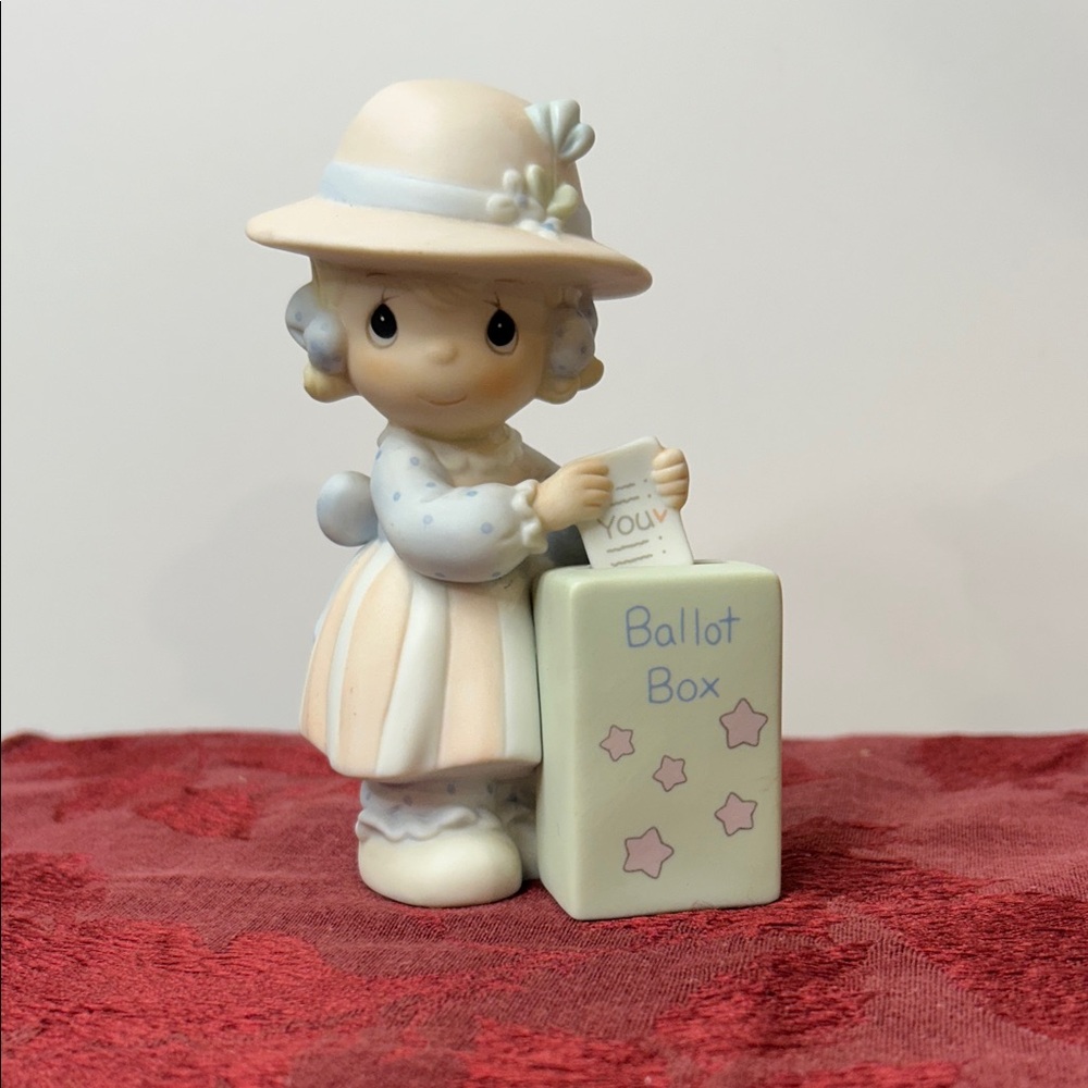 Precious Moments "You Will Always Be My Choice" 1989 Members‎ Only Figurine